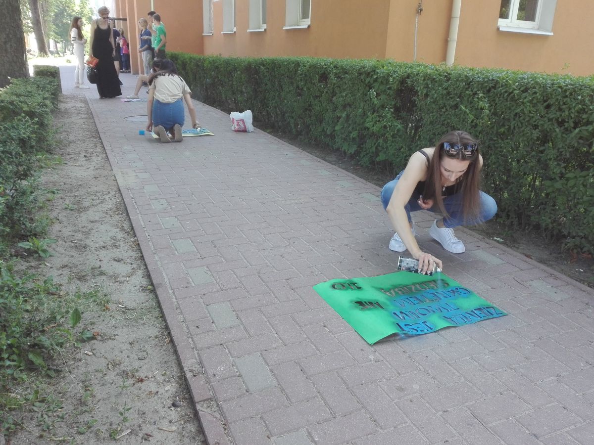 Ekologia wokół nas. Akcja streetartowa w Bronku